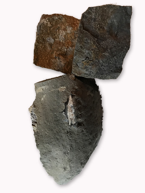 Nodule with ammonite in3 pieces as found